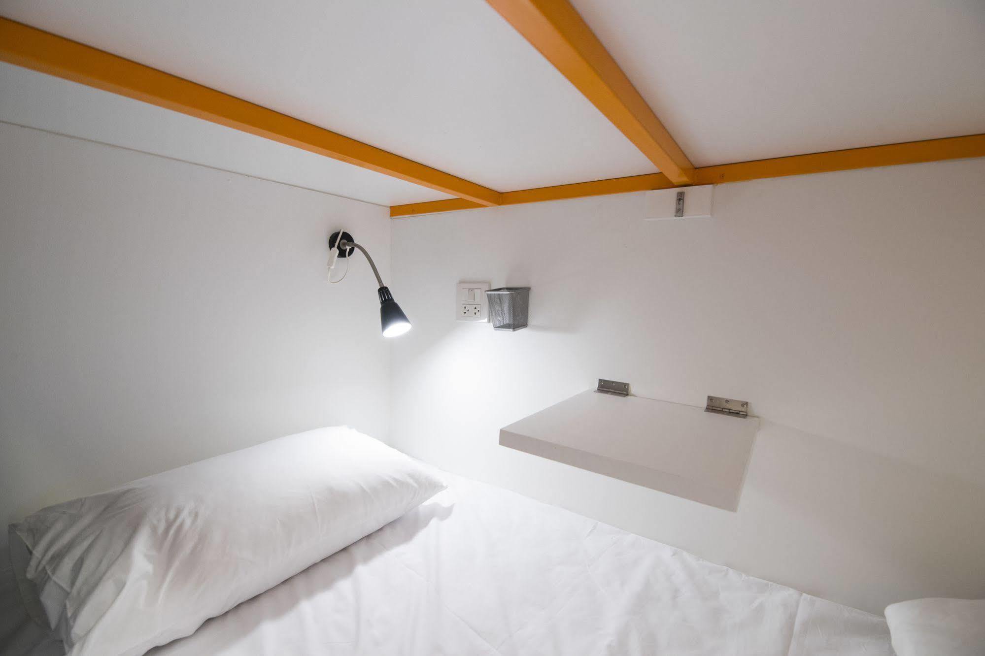 Pixellar Hostel Μπανγκόκ Εξωτερικό φωτογραφία