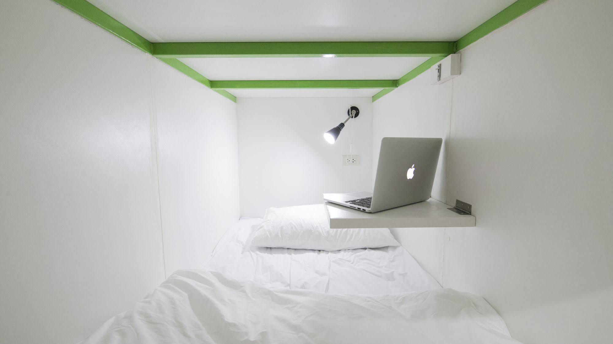 Pixellar Hostel Μπανγκόκ Εξωτερικό φωτογραφία