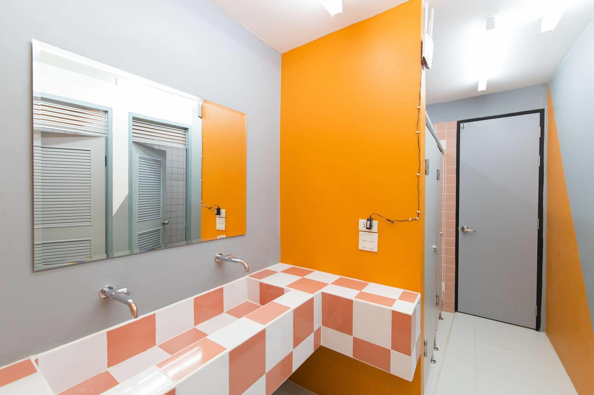 Pixellar Hostel Μπανγκόκ Εξωτερικό φωτογραφία